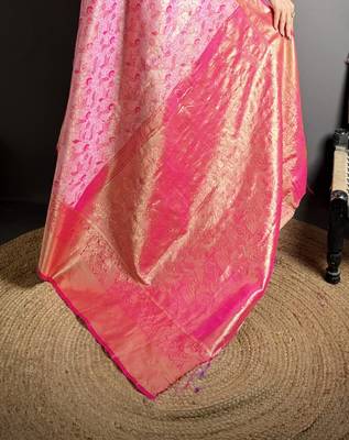 rani kanjeevaram silk blend zari woven saree with unstitched blouse piece. 5
