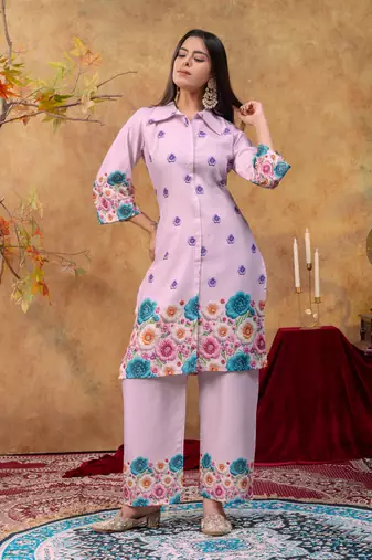 Lavender cotton soft-tone printed kurta pant set with floral print & side pocket