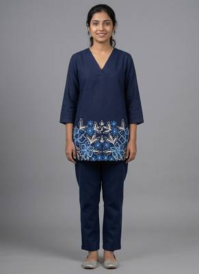 Blue floral embroidered short kurti co-ord set 1