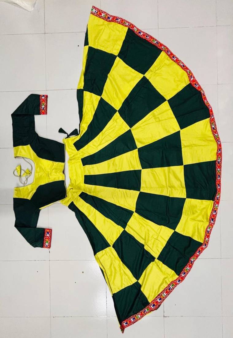 Lemon Rayon Navratri Lehenga Choli | Garba & Dandiya Outfit with Lemon Half-Sleeve Round Neckline