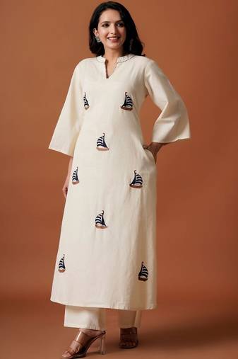 Women Embroidered A-Line Thread Work Pure Cotton Kurta with Palazzos