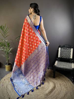 red kanjeevaram silk blend zari woven saree with unstitched blouse piece. 4