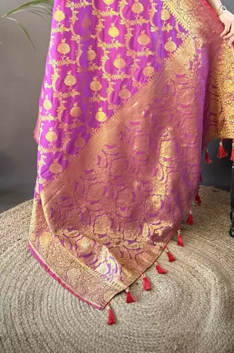 purple soft silk blend banarasi zari woven saree with unstitched blouse piece.