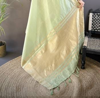 pista soft cotton blend zari checks saree with unstitched blouse piece. 5
