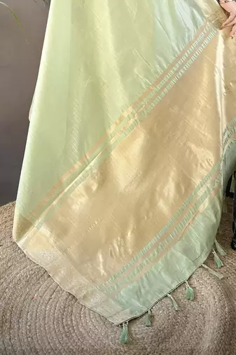 pista soft cotton blend zari checks saree with unstitched blouse piece.