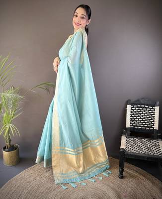 sky blue soft cotton blend zari checks saree with unstitched blouse piece. 3