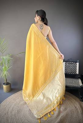 yellow soft cotton blend zari checks saree with unstitched blouse piece. 4