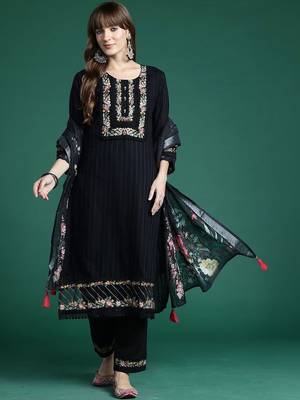 Women Floral Regular Thread Work Linen Kurta with Trousers & With Dupatta 3