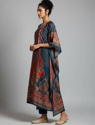 Women Ethnic Motifs Printed Regular Kurta with Trousers 4