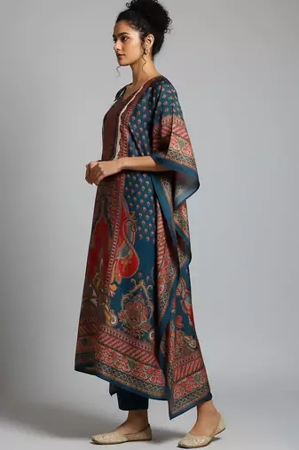 Women Ethnic Motifs Printed Regular Kurta with Trousers