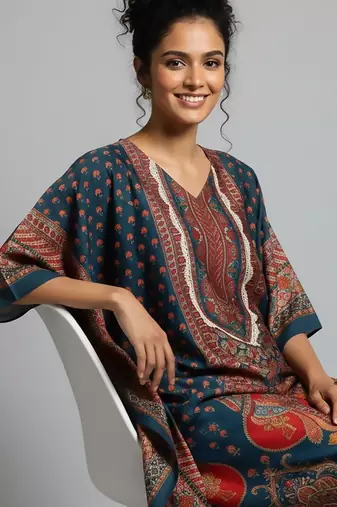 Women Ethnic Motifs Printed Regular Kurta with Trousers