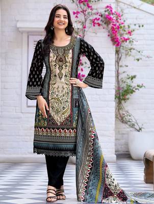 Women Printed Regular Beads and Stones Kurta with Trousers & With Dupatta 1