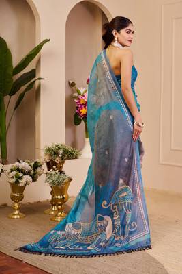 Blue shimmer printed zari saree with unstitched blouse piece. 5