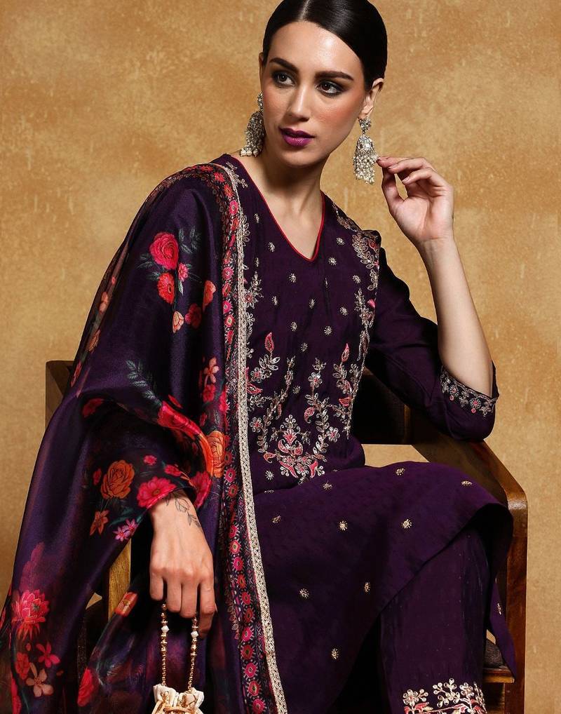 Women Floral Yoke Design Regular Kurta with Trousers & With Dupatta