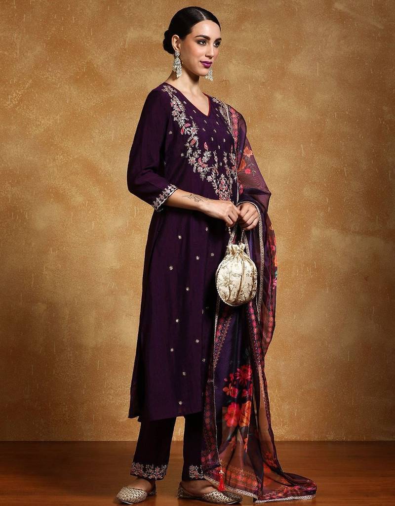 Women Floral Yoke Design Regular Kurta with Trousers & With Dupatta