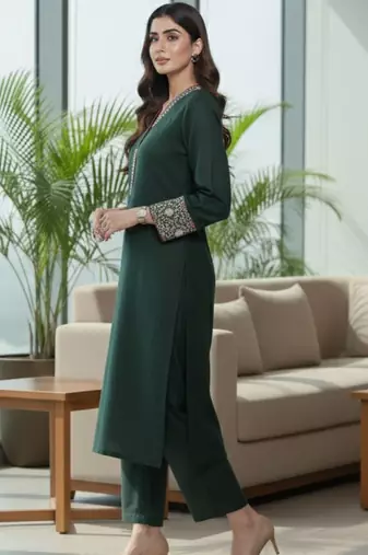 Women Ethnic Motifs Regular Thread Work Kurta with Trousers