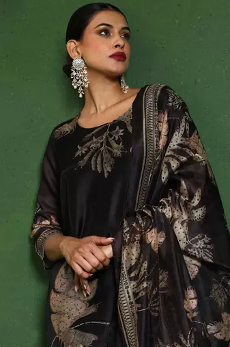 Floral Embroidered Thread Work Chanderi Silk Kurta with Trousers & Dupatta