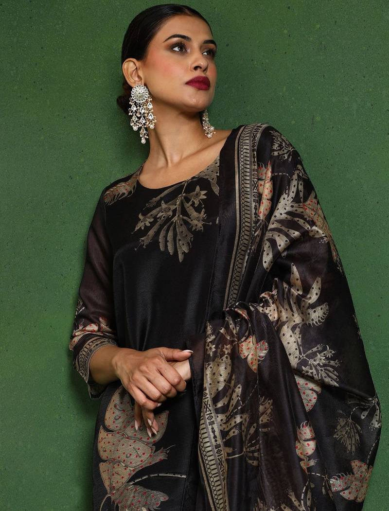 Floral Embroidered Thread Work Chanderi Silk Kurta with Trousers & Dupatta