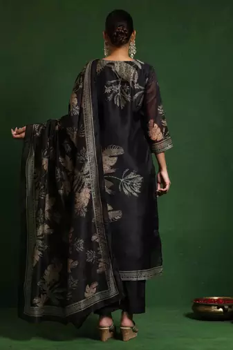 Floral Embroidered Thread Work Chanderi Silk Kurta with Trousers & Dupatta