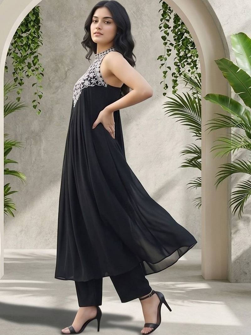 Women Ethnic Motifs Embroidered Regular Thread Work Kurta with Palazzos