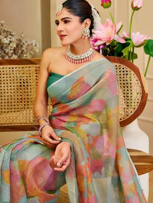 Sea green shimmer printed zari saree with unstitched blouse piece. 4
