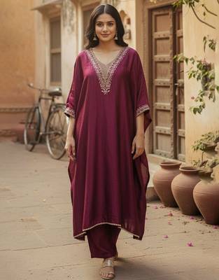 Women Regular Kurta with Trousers 1