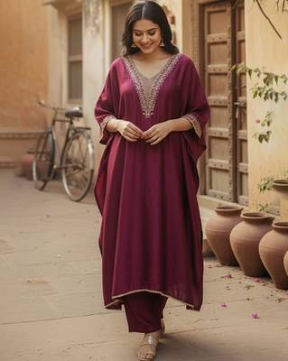 Women Regular Kurta with Trousers 5
