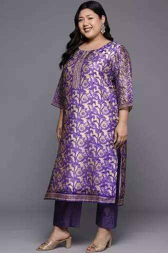 Women Ethnic Motifs Regular Chanderi Silk Kurta with Trousers & With Dupatta