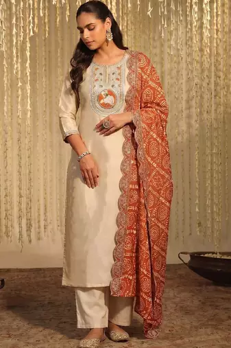Women Ethnic Motifs Embroidered Regular Thread Work Kurta with Trousers & With Dupatta