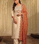 Women Ethnic Motifs Embroidered Regular Thread Work Kurta with Trousers & With Dupatta