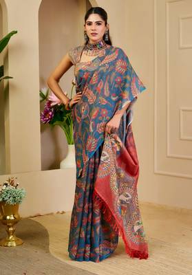 Navy blue shimmer printed zari saree with unstitched blouse piece. 5