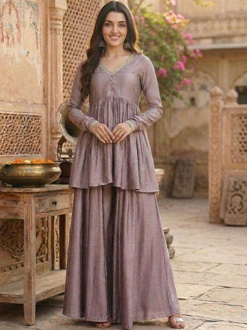 Women Bandhani Printed Regular Kurta with Trousers
