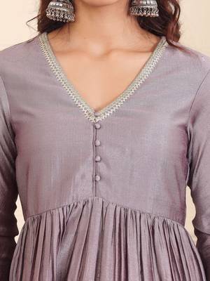 Women Bandhani Printed Regular Kurta with Trousers 5