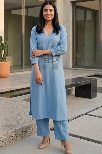 Women Embroidered Regular Thread Work Kurta with Trousers
