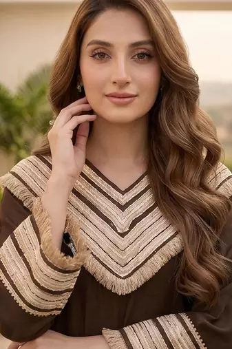 Women Regular Thread Work Kurta with Palazzos