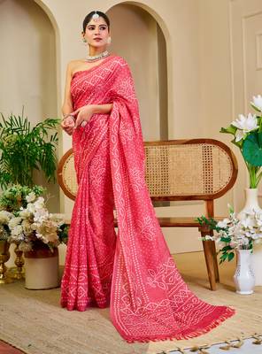 Gajari shimmer printed zari saree with unstitched blouse piece. 3