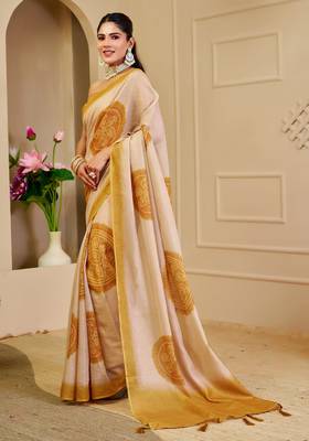 Beige shimmer printed zari saree with unstitched blouse piece. 2