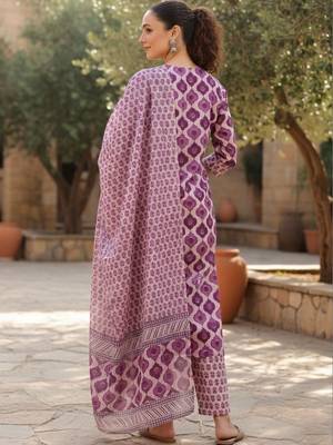 Women Printed Regular Thread Work Pure Cotton Kurta with Trousers & With Dupatta 2
