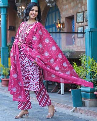 Floral Printed Round Neck Straight Kurta With Trousers & Dupatta 4