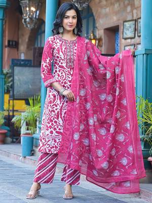 Floral Printed Round Neck Straight Kurta With Trousers & Dupatta 6