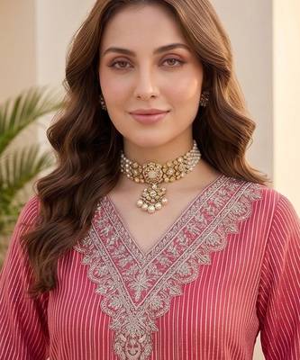 Women Striped Regular Thread Work Kurta with Trousers 3