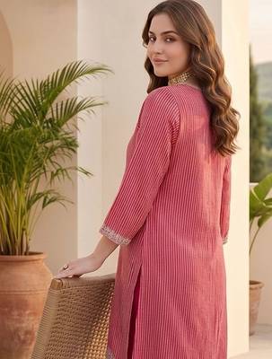 Women Striped Regular Thread Work Kurta with Trousers 4