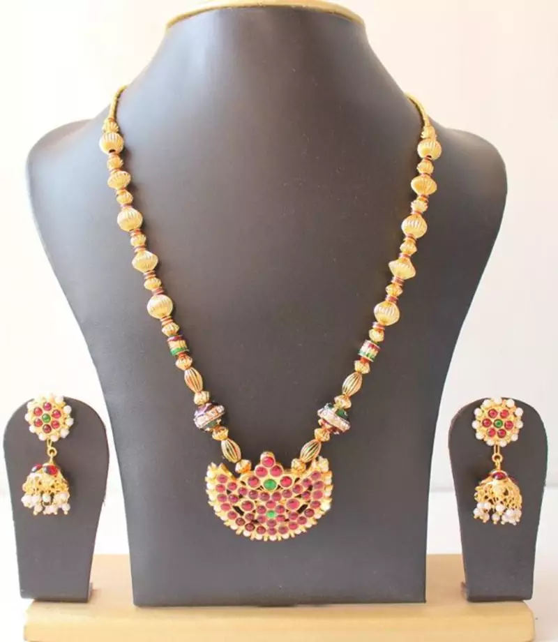 Beautiful Handmade Temple Necklace Set