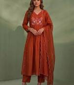 Women Floral Embroidered Empire Thread Work Chanderi Cotton Kurta with Trousers & With Dupatta