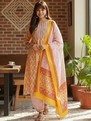 Ethnic Motifs Printed Round Neck Straight Kurta With Pyjamas & Dupatta 2