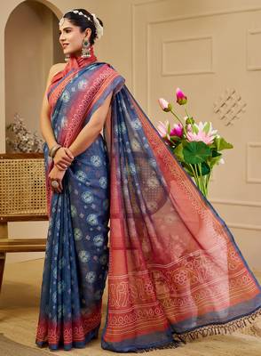 Blue shimmer printed zari saree with unstitched blouse piece. 3