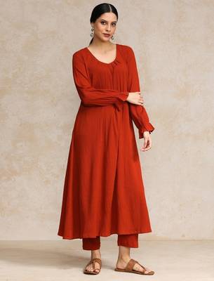 Women Empire Kurta with Trousers 4