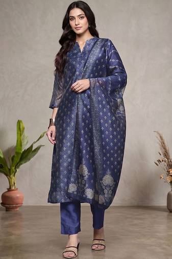 Women Ethnic Motifs Printed Regular Chanderi Silk Kurta with Trousers & With Dupatta