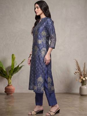 Women Ethnic Motifs Printed Regular Chanderi Silk Kurta with Trousers & With Dupatta 4