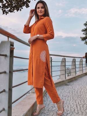 Women Ethnic Motifs Regular Thread Work Kurta with Trousers 4